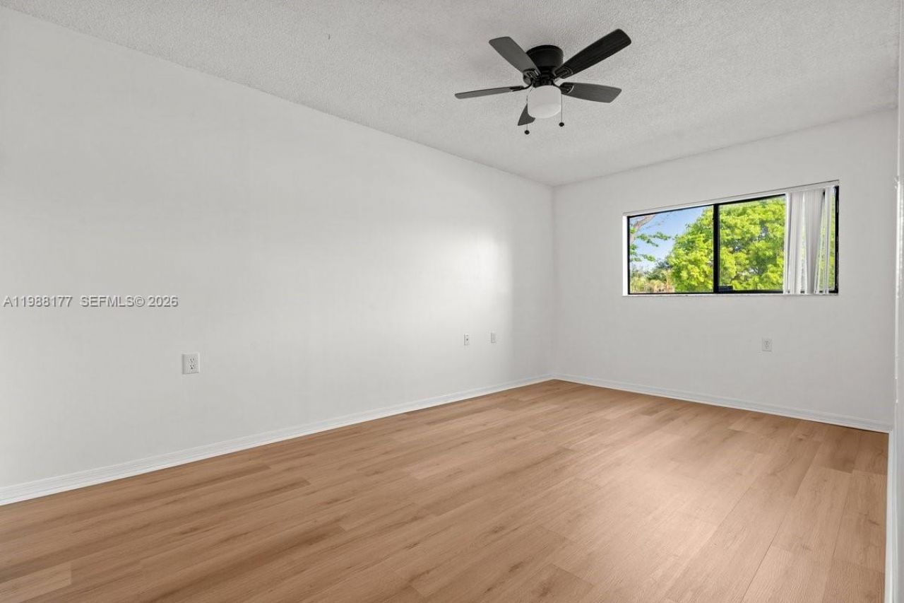 19800 SW 103rd Ct, Unit 106, Cutler Bay, FL 33157 Photo