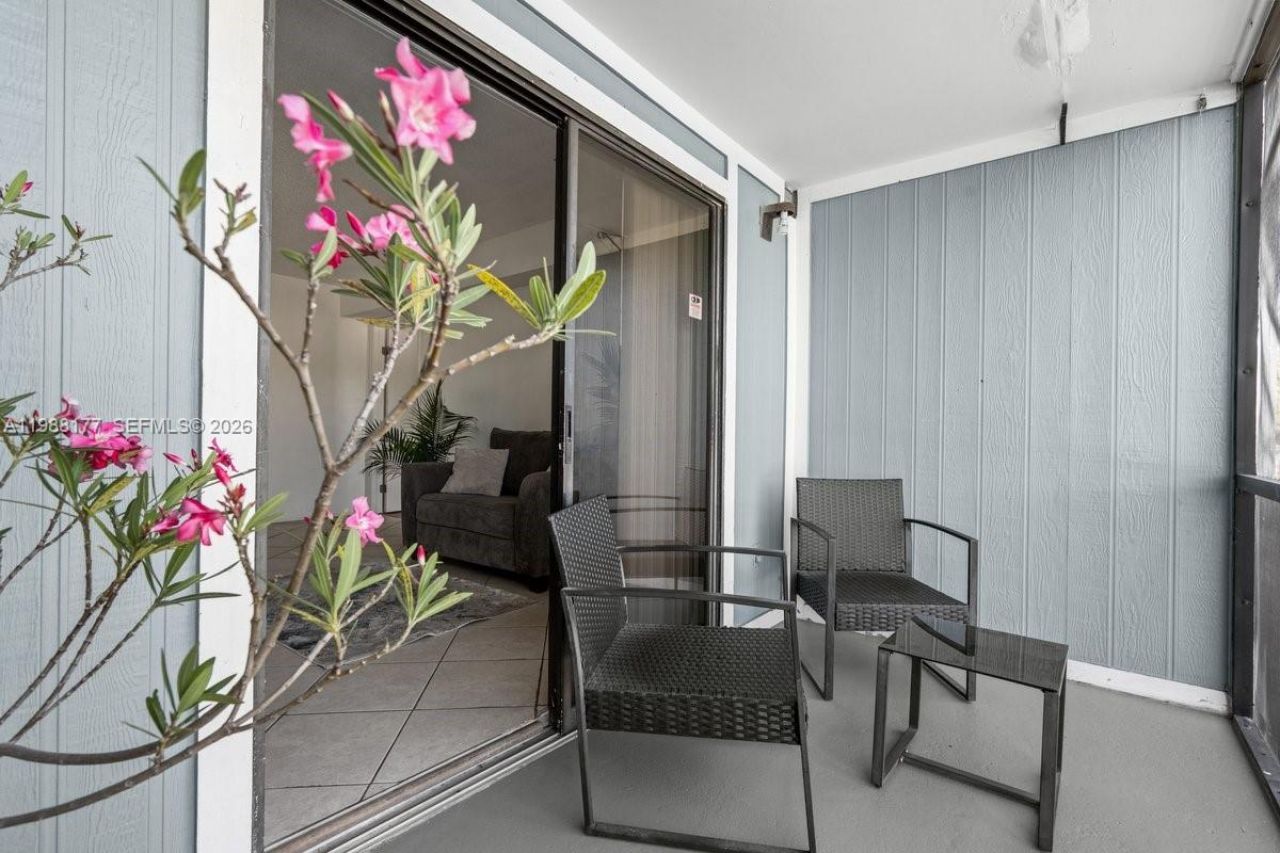 19800 SW 103rd Ct, Unit 106, Cutler Bay, FL 33157 Photo