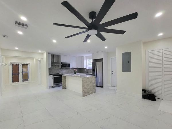 8140 NW 11th Ct, Unit 8140, Pembroke Pines, FL 33024