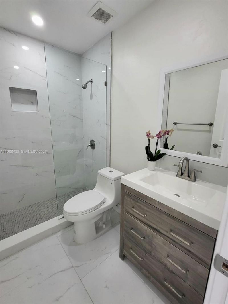 8140 NW 11th Ct, Unit 8140, Pembroke Pines, FL 33024 Photo