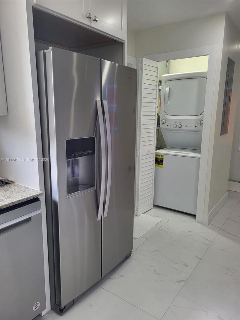 8140 NW 11th Ct, Unit 8140, Pembroke Pines, FL 33024 Photo