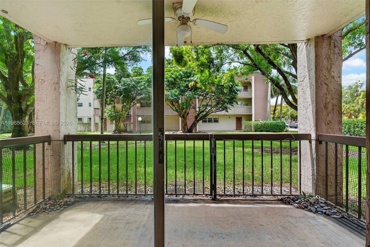 7000 Nova Dr, Unit 105E, Davie, FL 33317 Photo