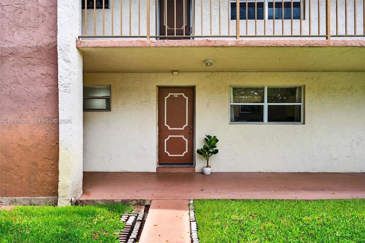 7000 Nova Dr, Unit 105E, Davie, FL 33317 Photo