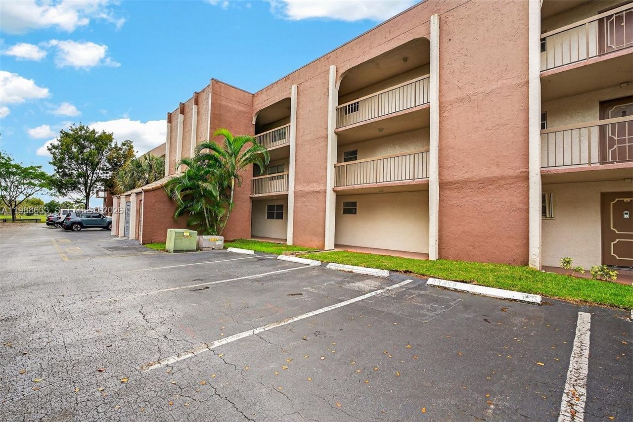 7000 Nova Dr, Unit 105E, Davie, FL 33317 Photo