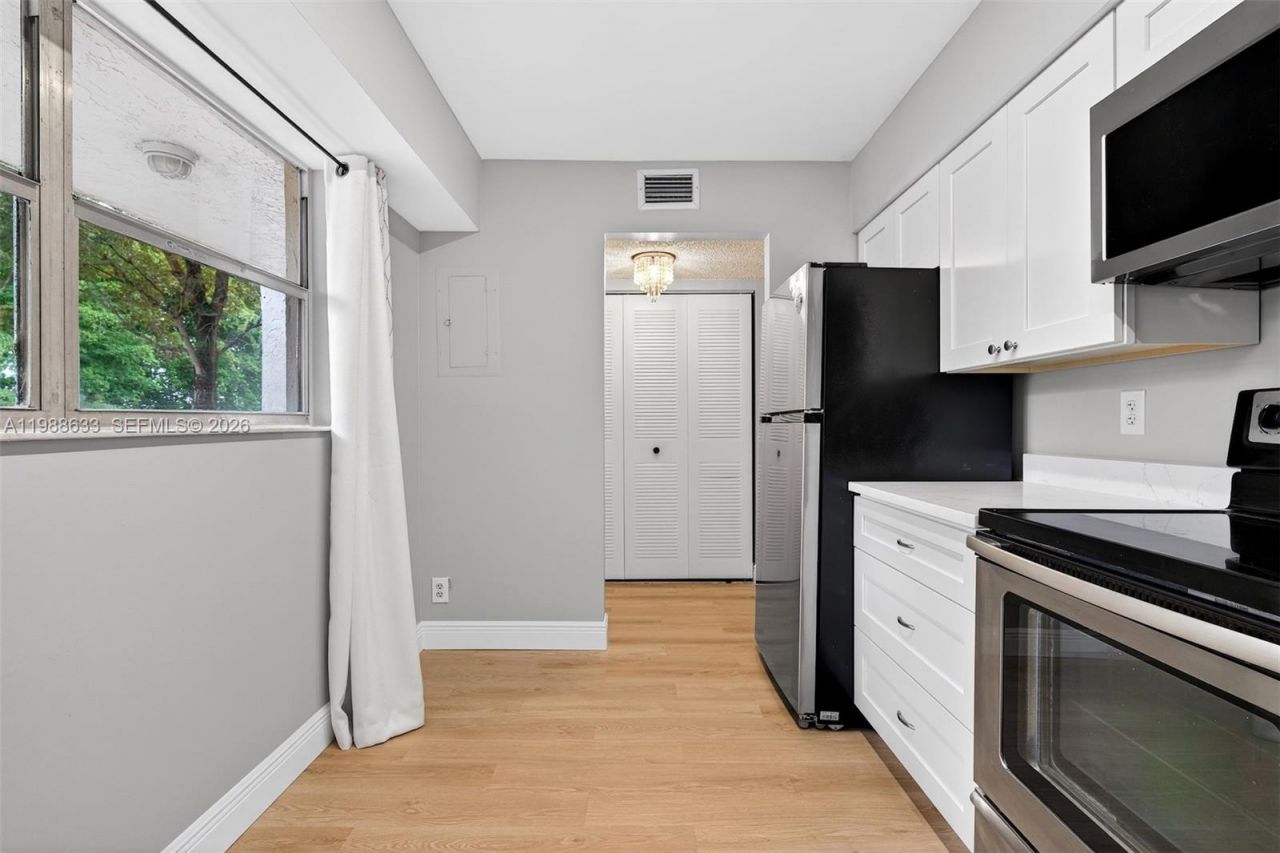7000 Nova Dr, Unit 105E, Davie, FL 33317 Photo