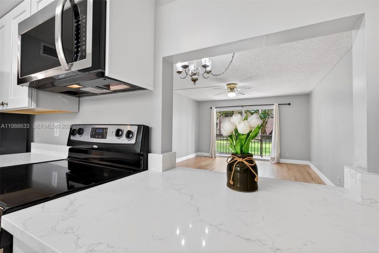 7000 Nova Dr , Unit 105E, Davie, FL 33317 Photo