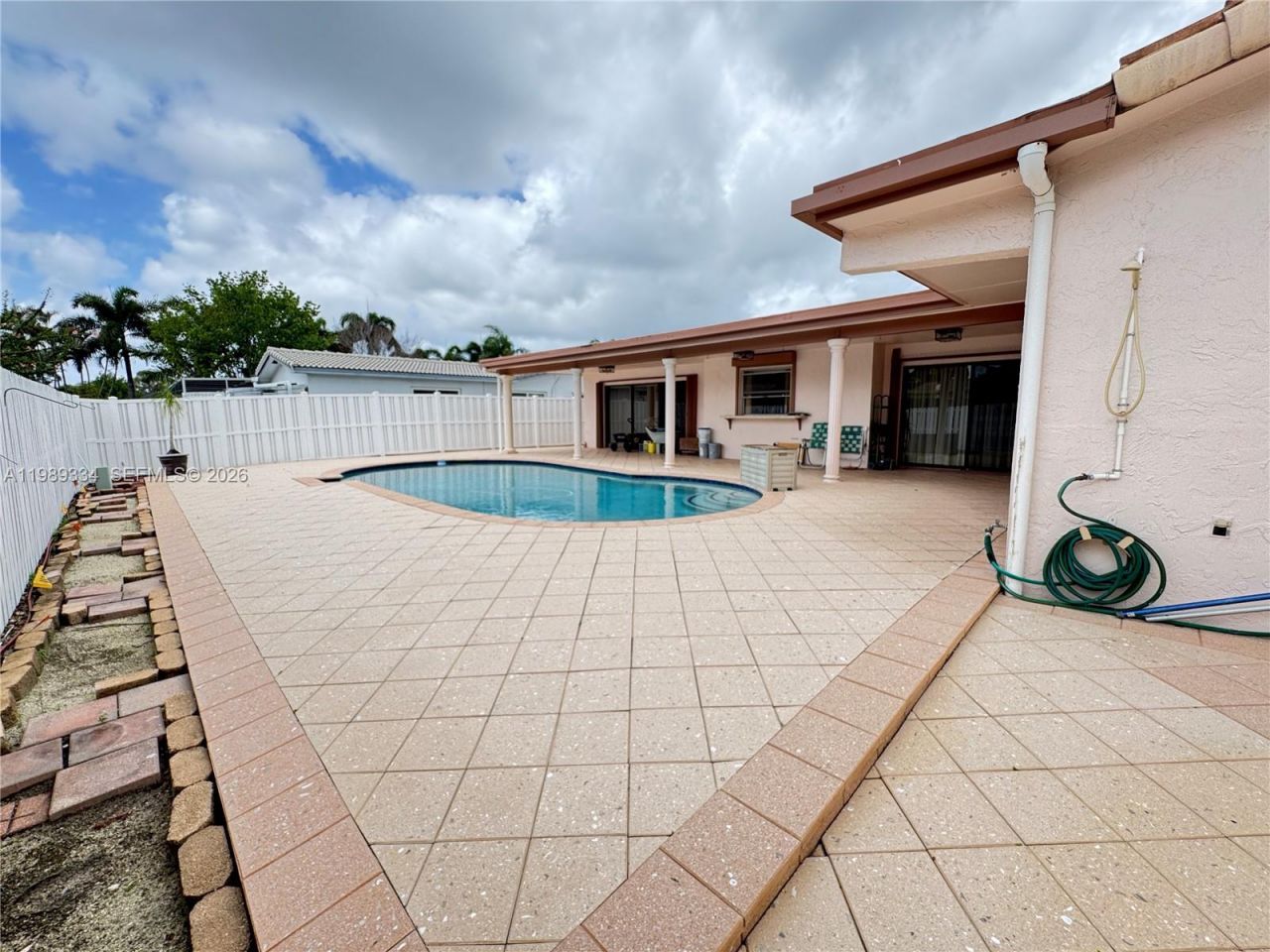 10650 NW 19th St, Pembroke Pines, FL 33026 Photo