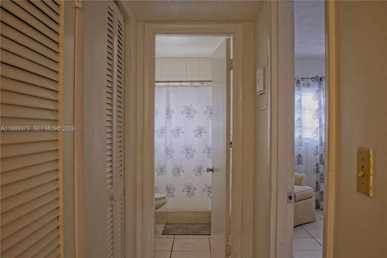 5300 Washington St, Unit F215, Hollywood, FL 33021 Photo