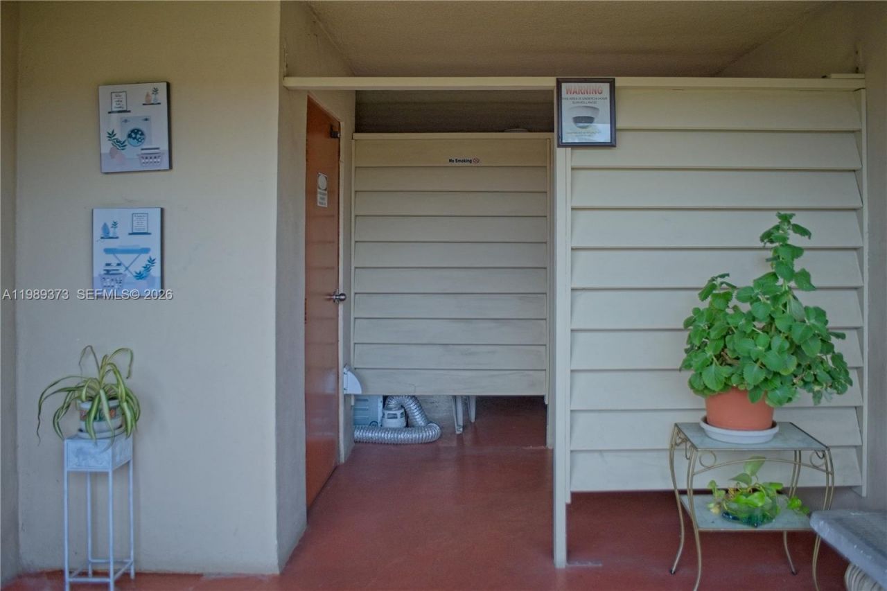 5300 Washington St, Unit F215, Hollywood, FL 33021 Photo