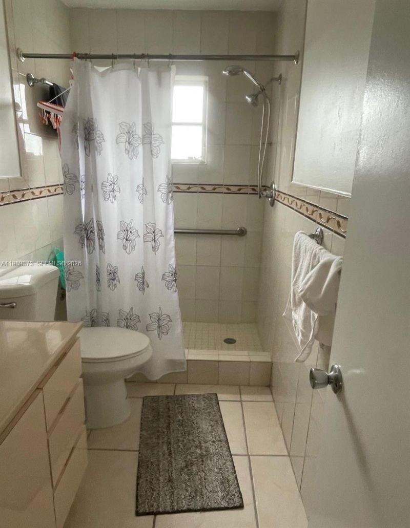 5300 Washington St, Unit F215, Hollywood, FL 33021 Photo