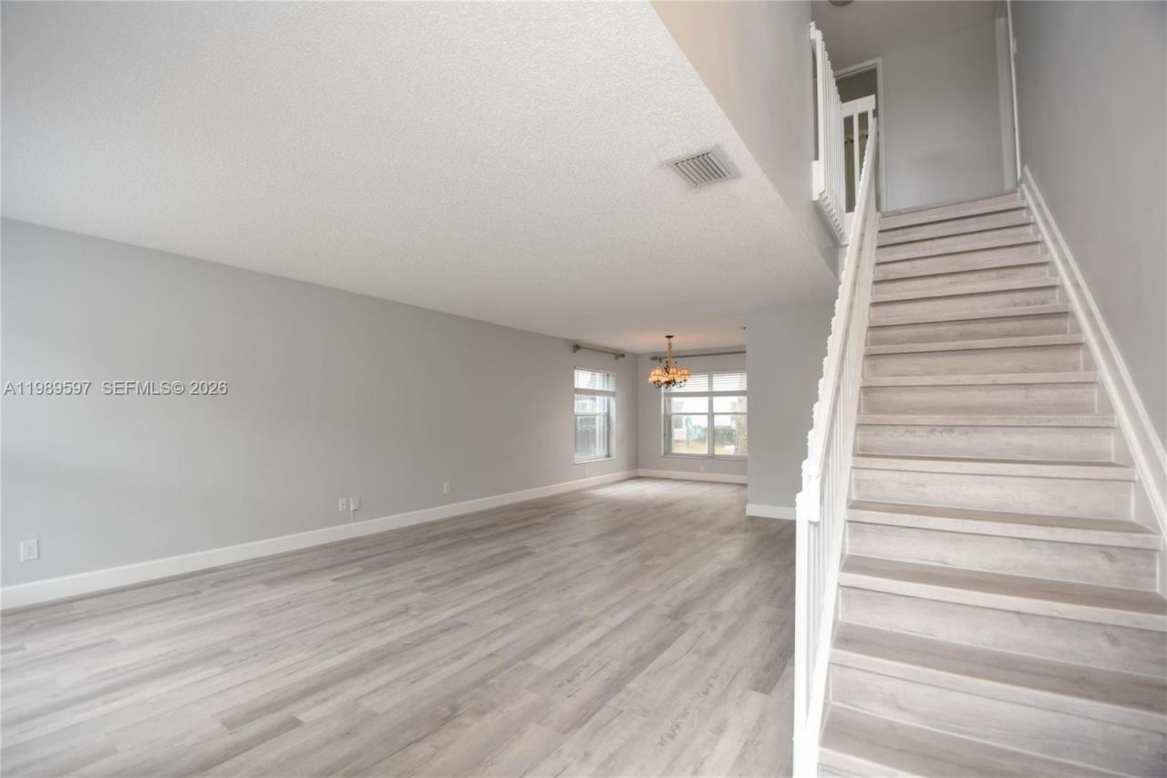 4801 Grapevine Way , Unit 4801, Davie, FL 33331 Photo