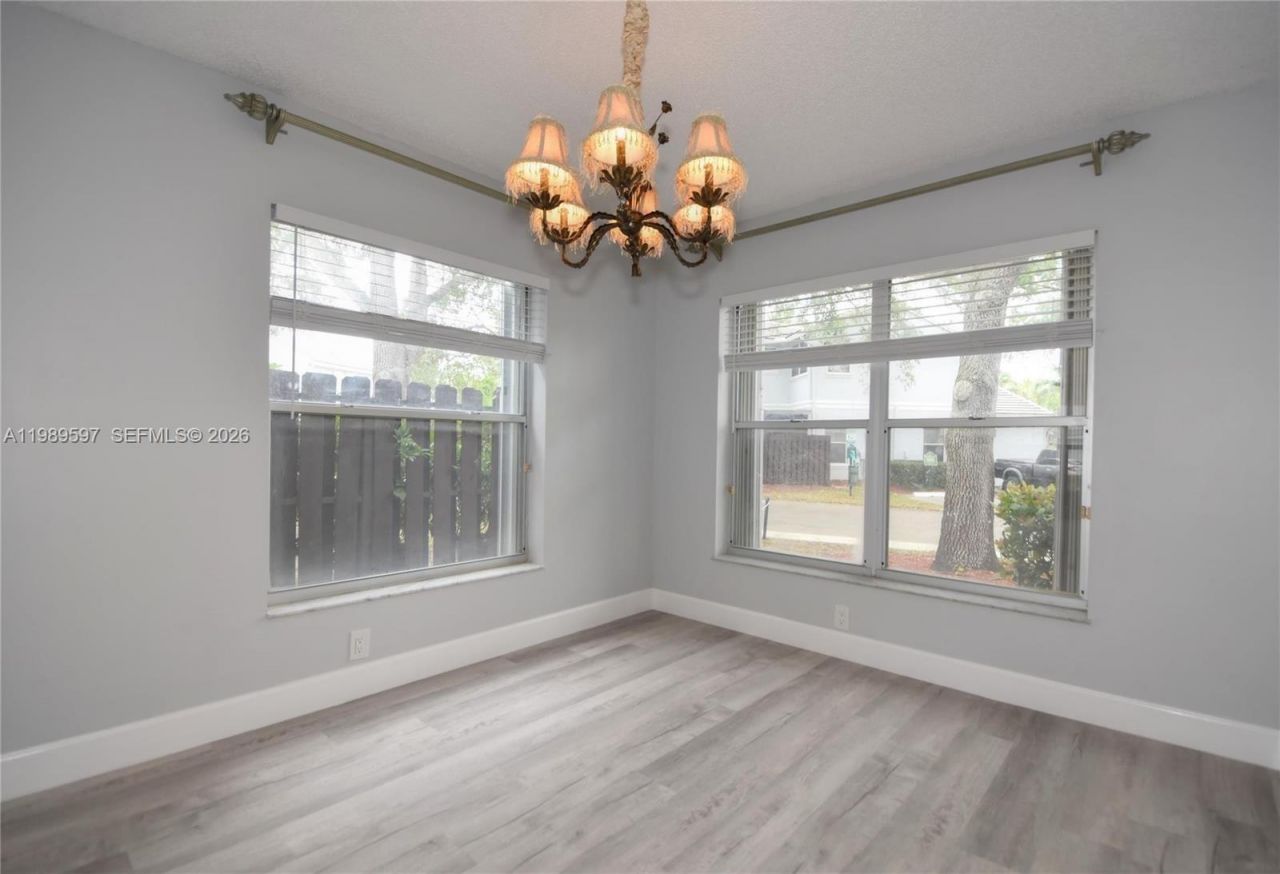 4801 Grapevine Way , Unit 4801, Davie, FL 33331 Photo