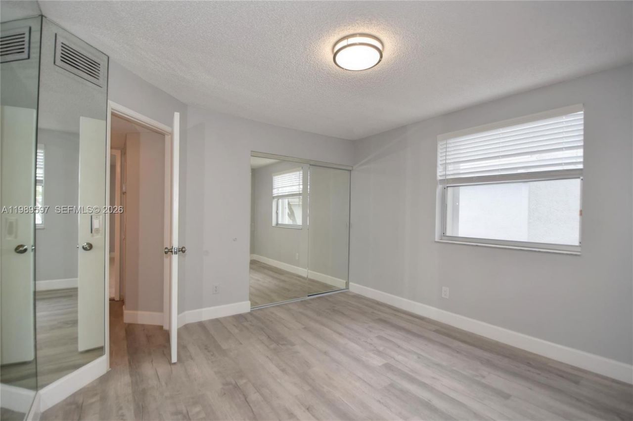 4801 Grapevine Way , Unit 4801, Davie, FL 33331 Photo