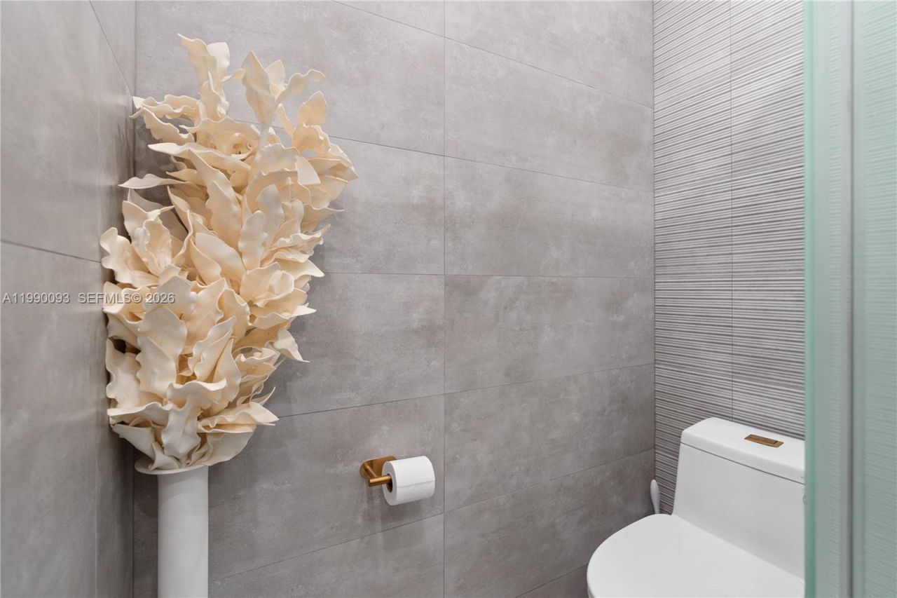 1500 Canary Island Dr , Weston, FL 33327 Photo