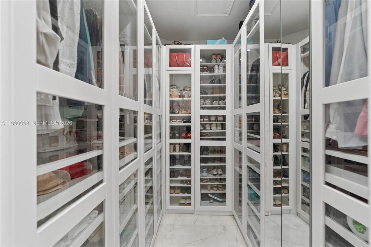 1500 Canary Island Dr , Weston, FL 33327 Photo