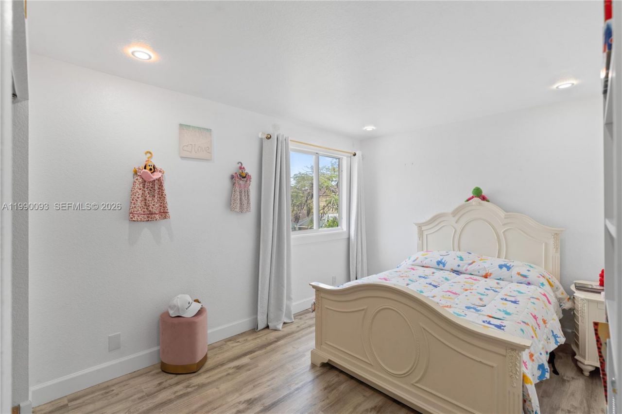 1500 Canary Island Dr , Weston, FL 33327 Photo