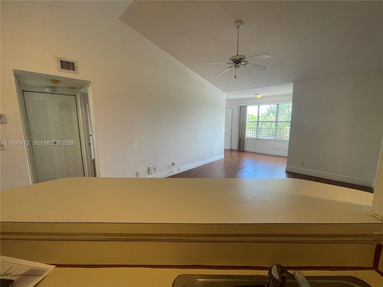 3330 N Pinewalk Dr N, Unit 1636, Margate, FL 33063 Photo
