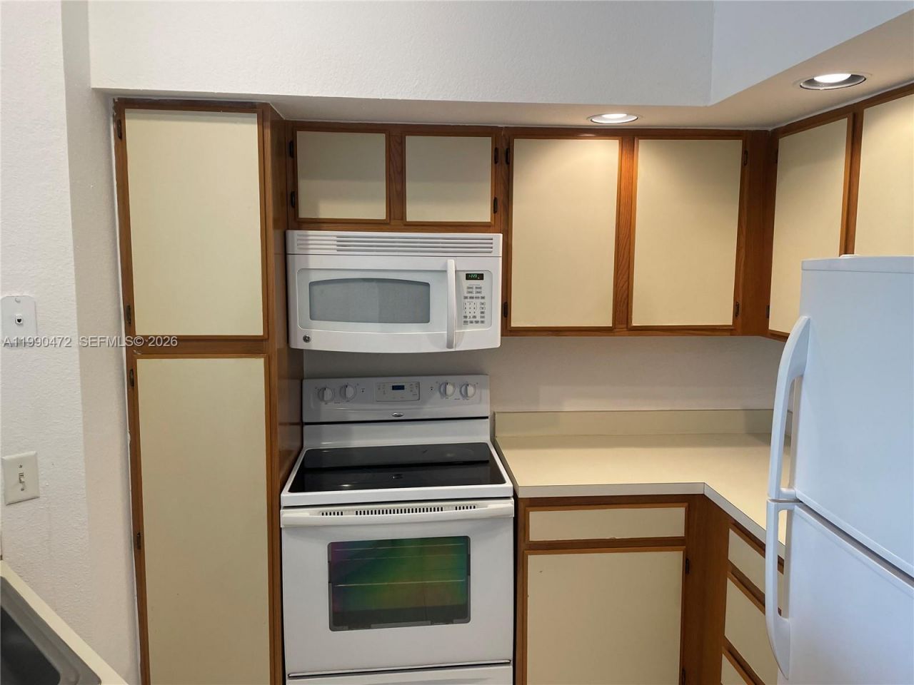 3330 N Pinewalk Dr N, Unit 1636, Margate, FL 33063 Photo