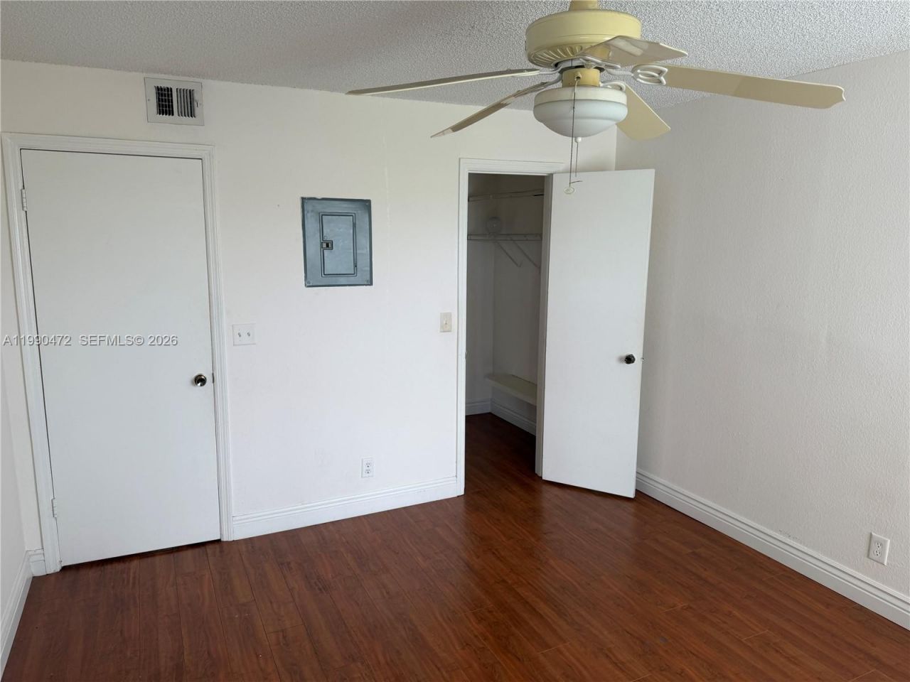 3330 N Pinewalk Dr N, Unit 1636, Margate, FL 33063 Photo