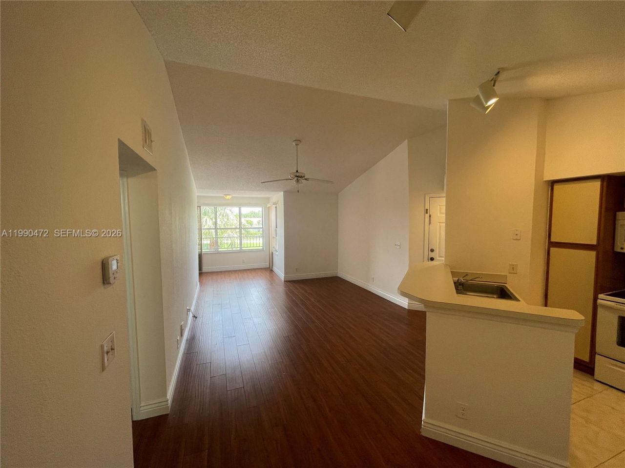 3330 N Pinewalk Dr N, Unit 1636, Margate, FL 33063 Photo