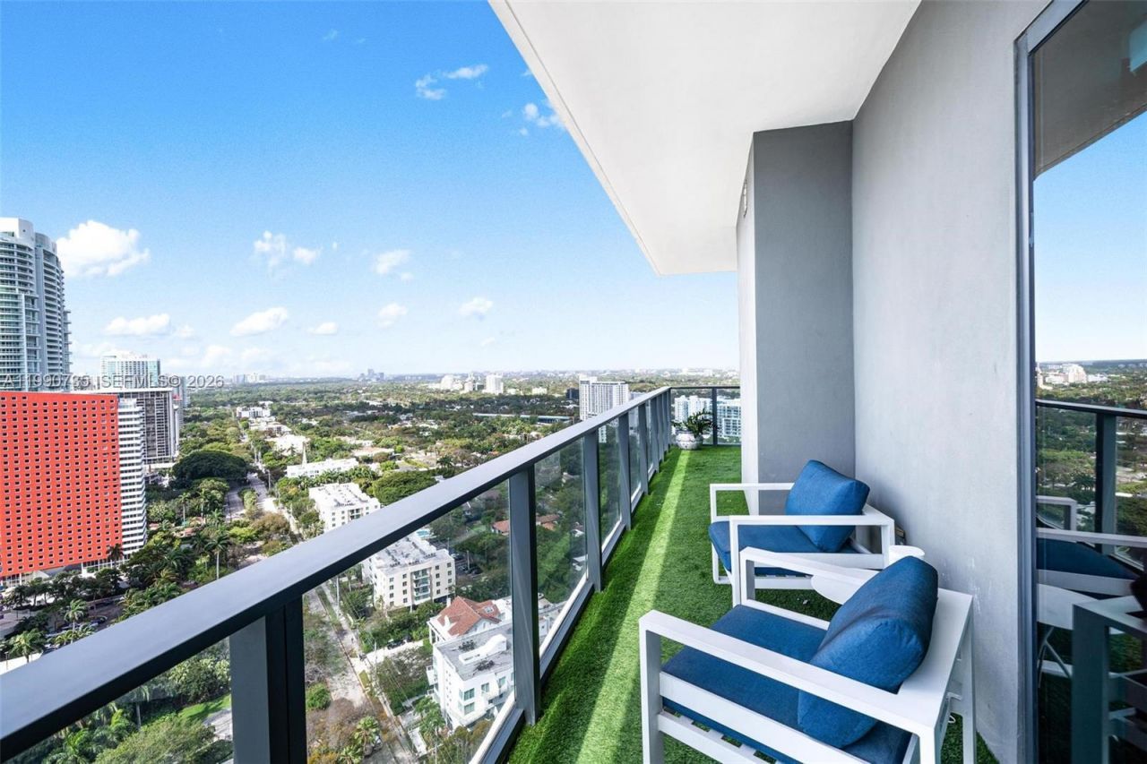 1451 Brickell Ave, Unit 2704, Miami, FL 33131 Photo