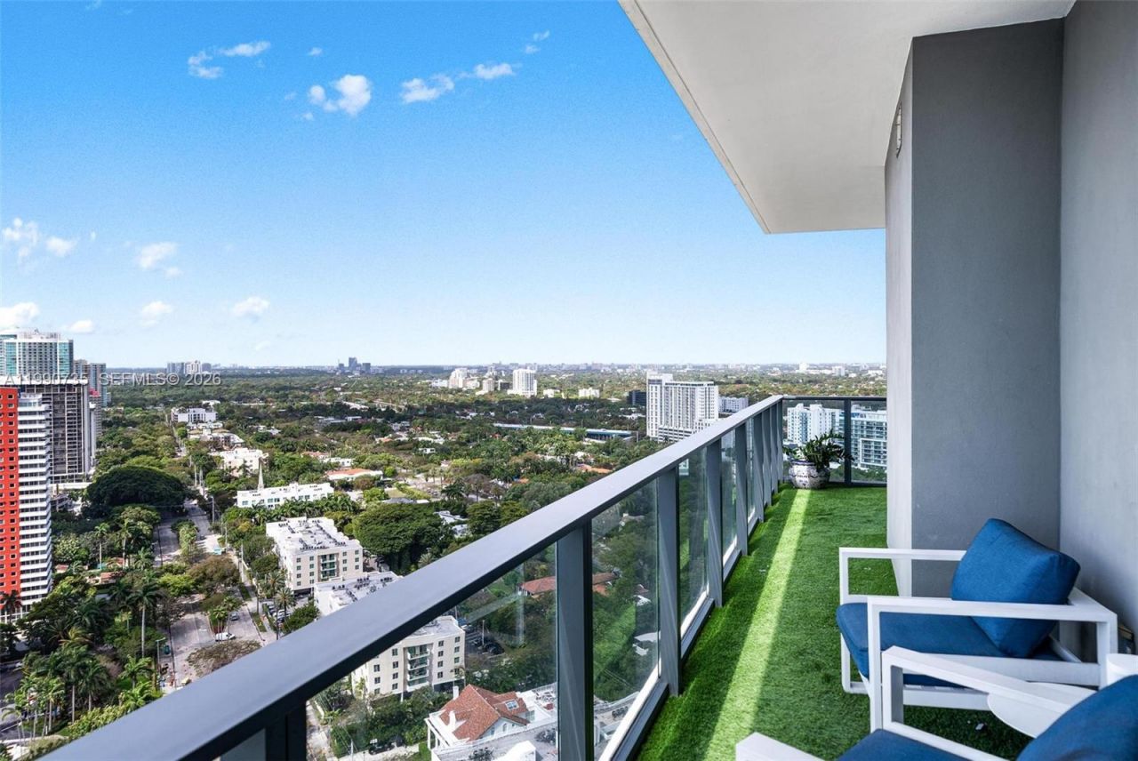 1451 Brickell Ave, Unit 2704, Miami, FL 33131 Photo