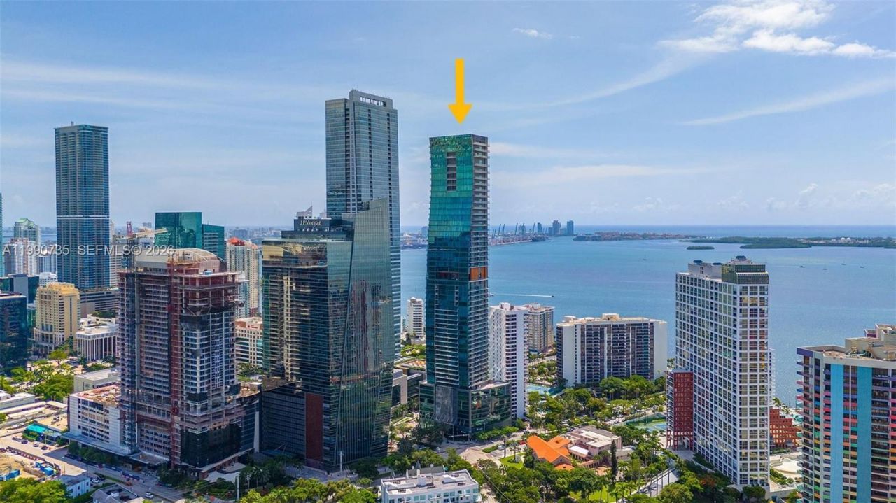 1451 Brickell Ave, Unit 2704, Miami, FL 33131 Photo