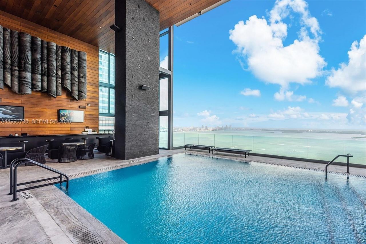 1451 Brickell Ave, Unit 2704, Miami, FL 33131 Photo