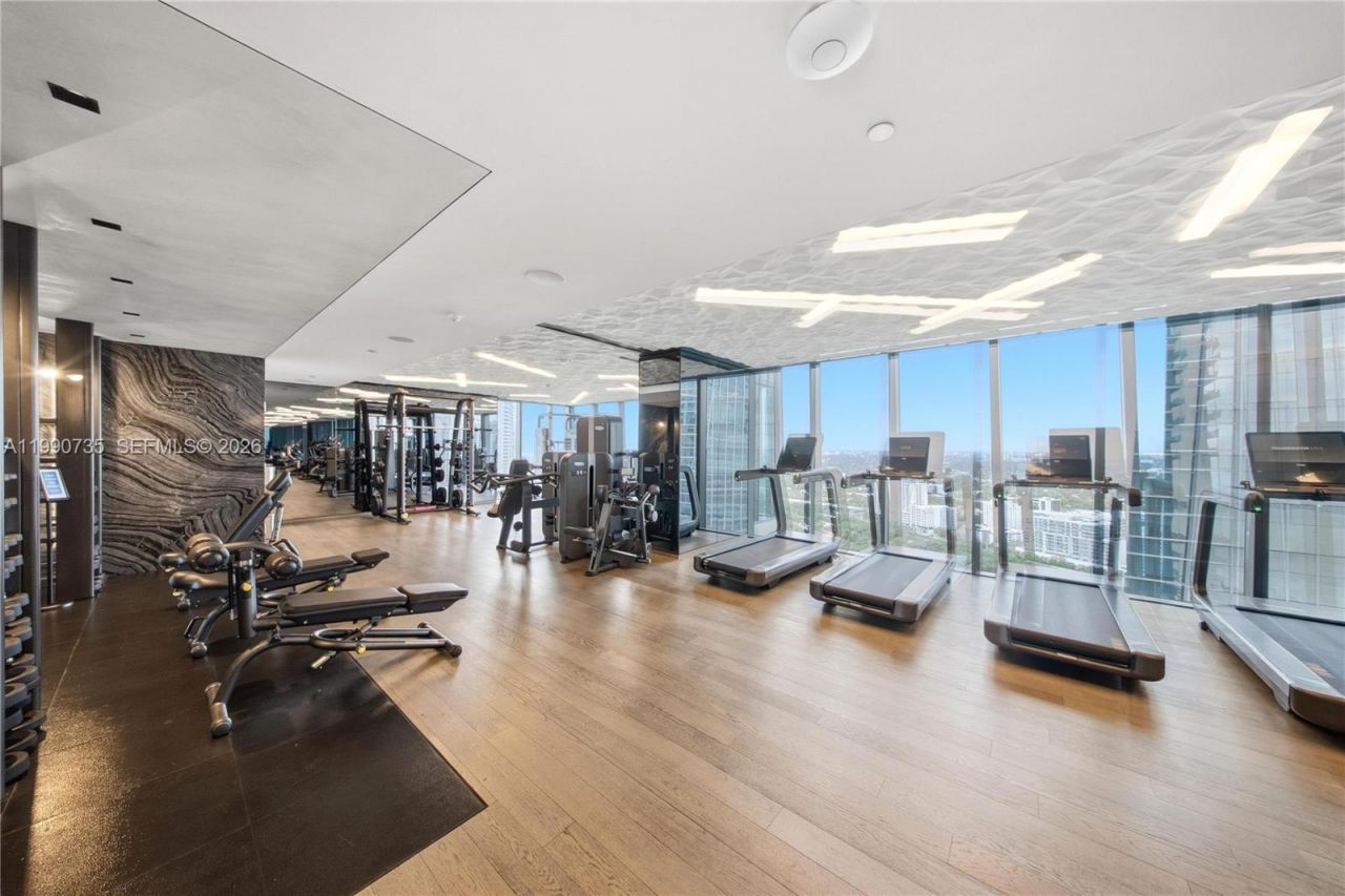 1451 Brickell Ave, Unit 2704, Miami, FL 33131 Photo