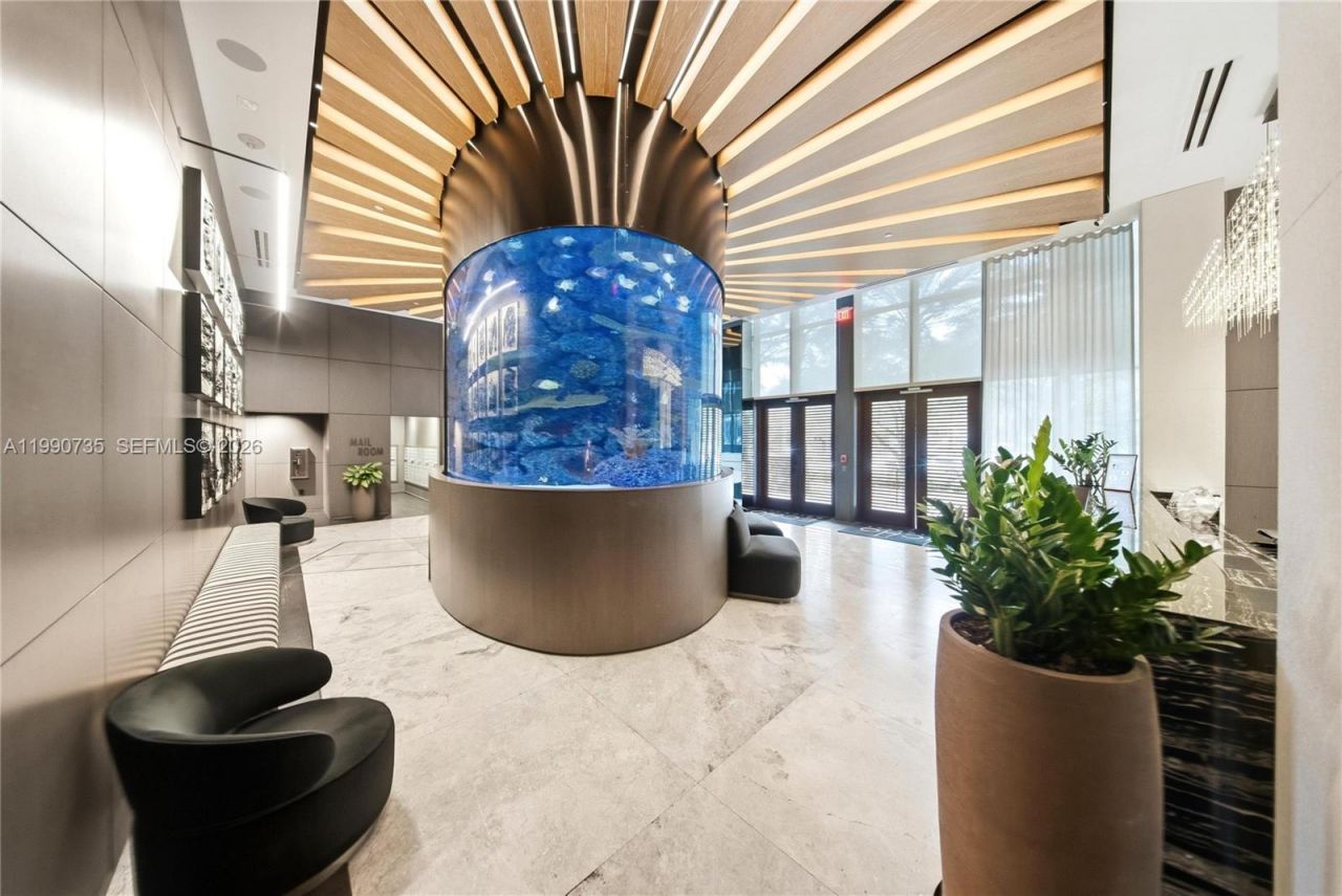 1451 Brickell Ave, Unit 2704, Miami, FL 33131 Photo