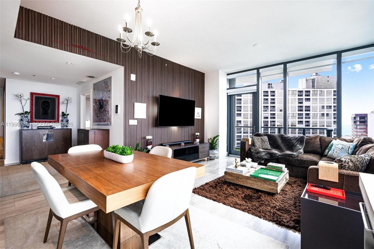 1451 Brickell Ave, Unit 2704, Miami, FL 33131 Photo