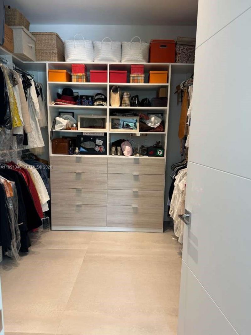 2120 NE 197th Ter, Miami, FL 33179 Photo