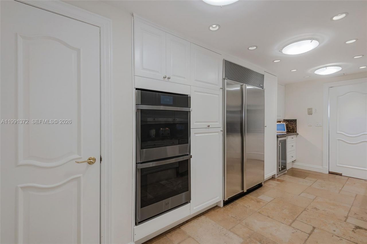 600 Grapetree Dr, Unit 9GN, Key Biscayne, FL 33149 Photo