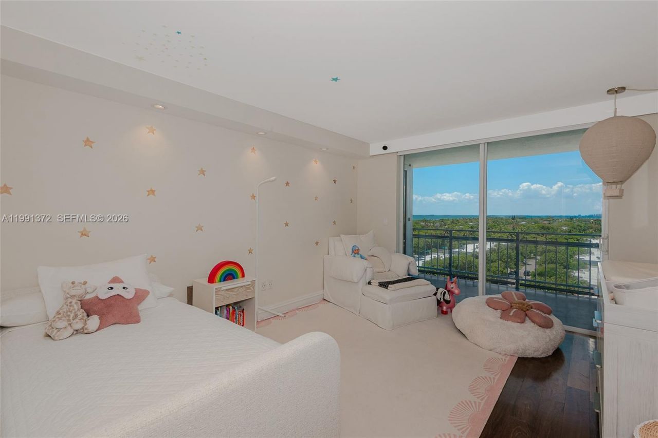 600 Grapetree Dr, Unit 9GN, Key Biscayne, FL 33149 Photo