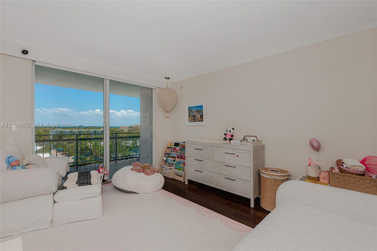 600 Grapetree Dr, Unit 9GN, Key Biscayne, FL 33149 Photo