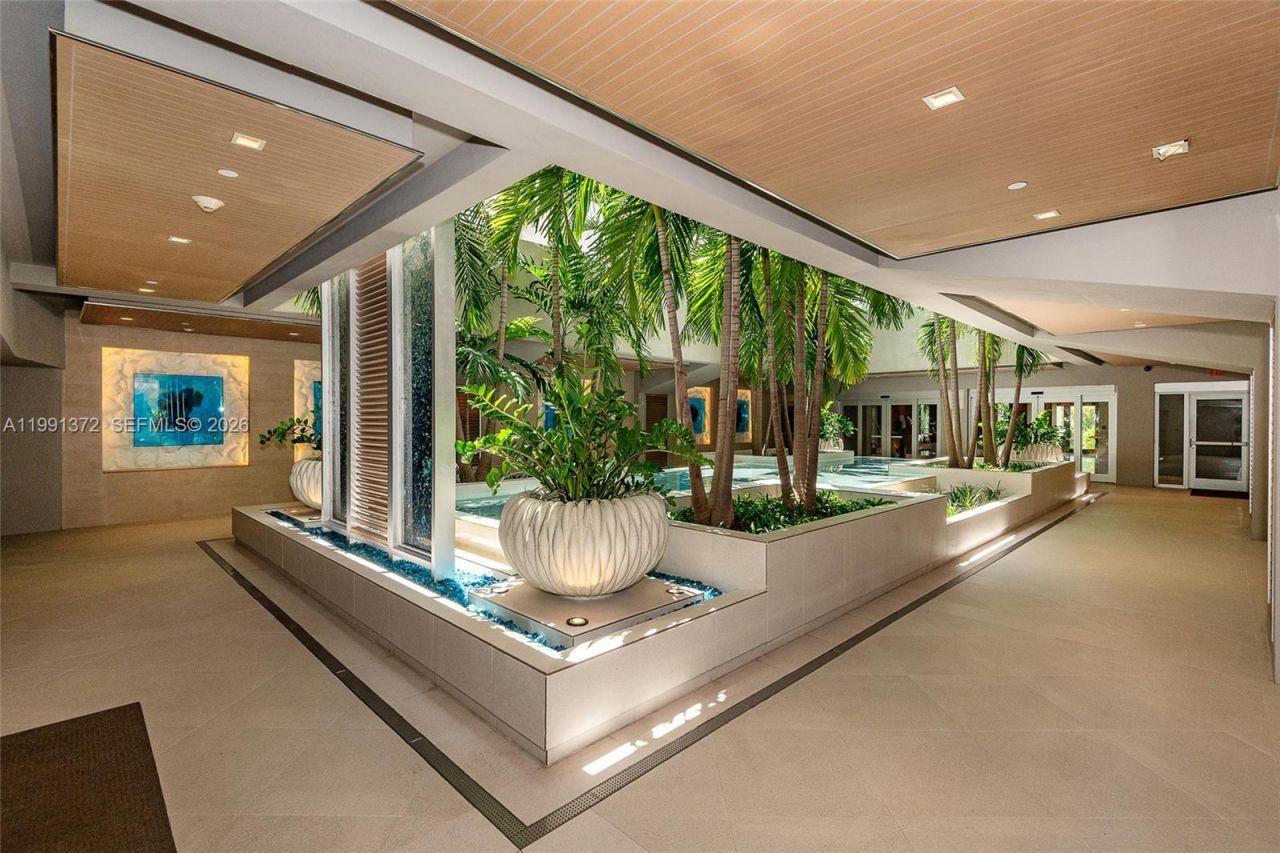 600 Grapetree Dr, Unit 9GN, Key Biscayne, FL 33149 Photo