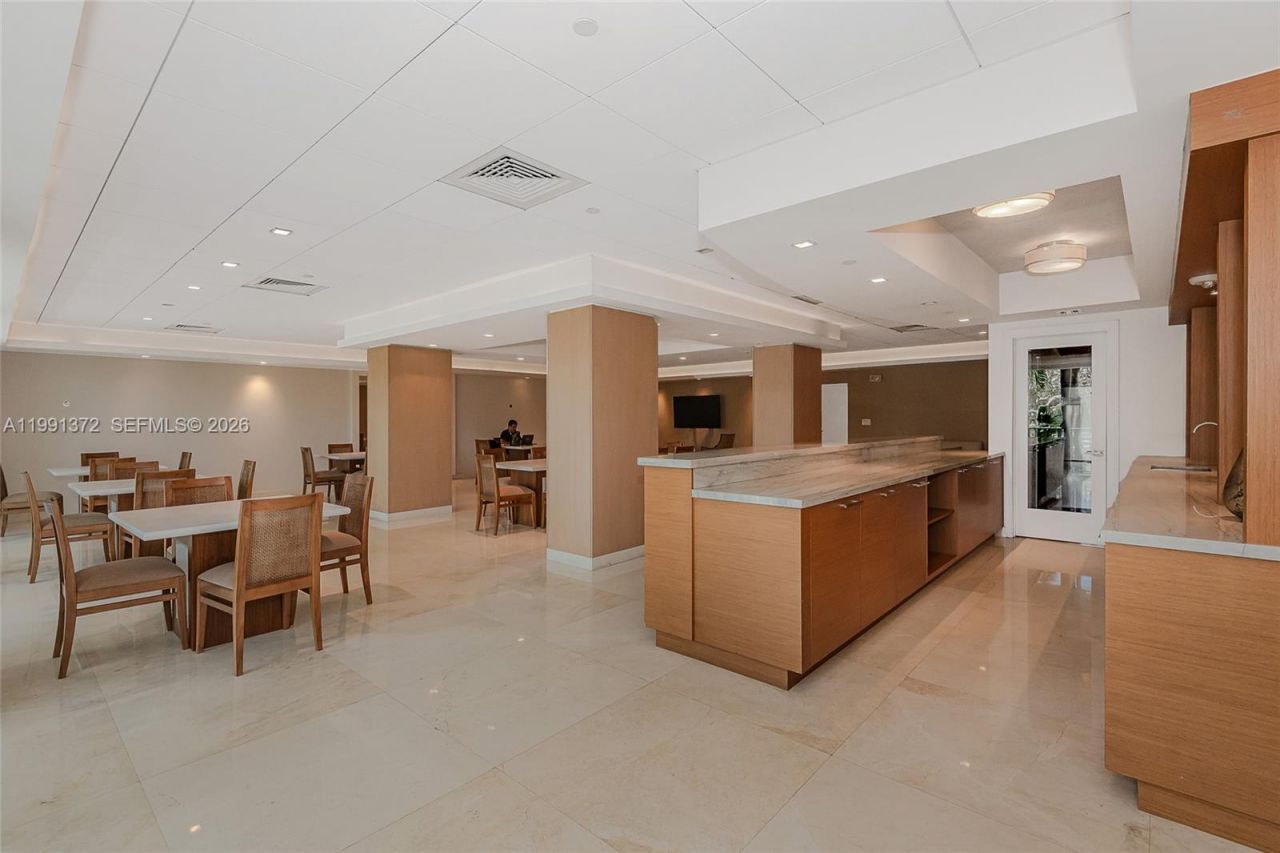 600 Grapetree Dr, Unit 9GN, Key Biscayne, FL 33149 Photo