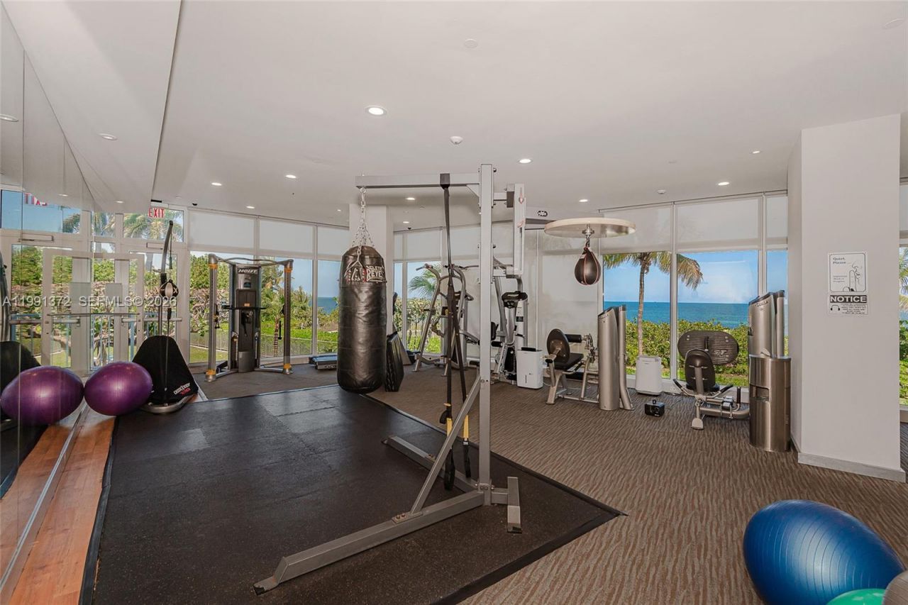 600 Grapetree Dr, Unit 9GN, Key Biscayne, FL 33149 Photo