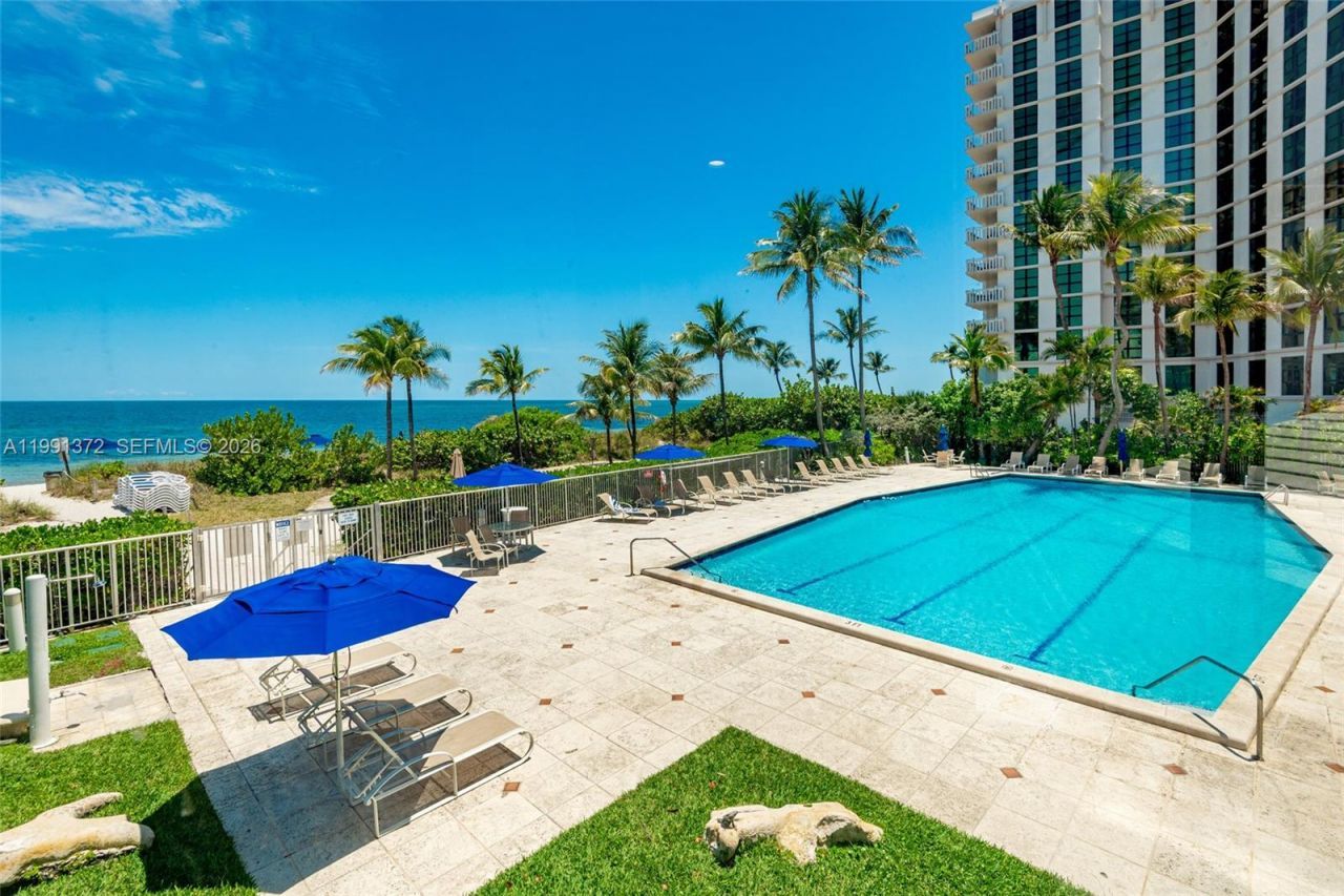 600 Grapetree Dr, Unit 9GN, Key Biscayne, FL 33149 Photo