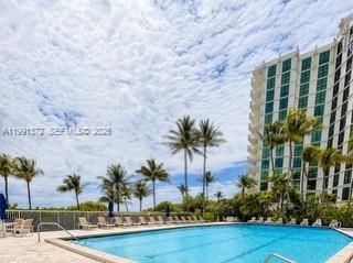 600 Grapetree Dr, Unit 9GN, Key Biscayne, FL 33149 Photo