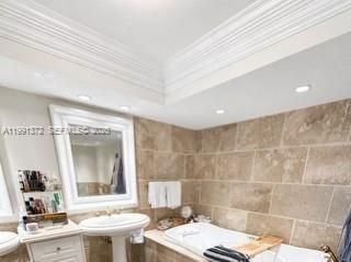600 Grapetree Dr, Unit 9GN, Key Biscayne, FL 33149 Photo