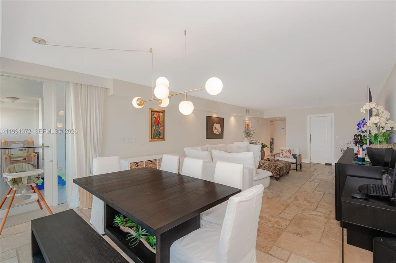 600 Grapetree Dr, Unit 9GN, Key Biscayne, FL 33149 Photo