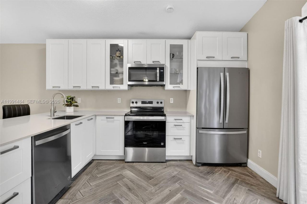 922 Opal Ter, Weston, FL 33326 Photo