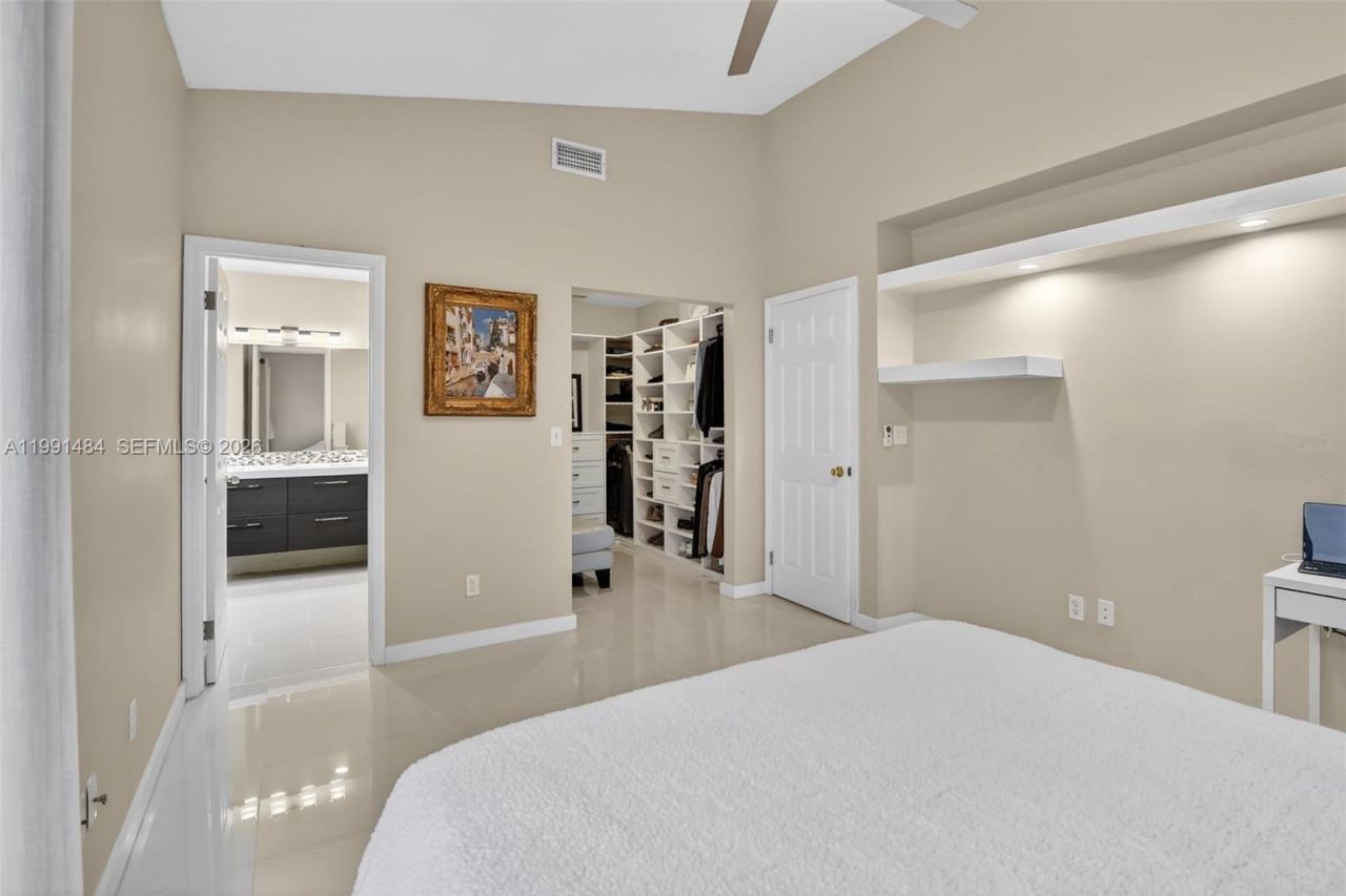 922 Opal Ter, Weston, FL 33326 Photo