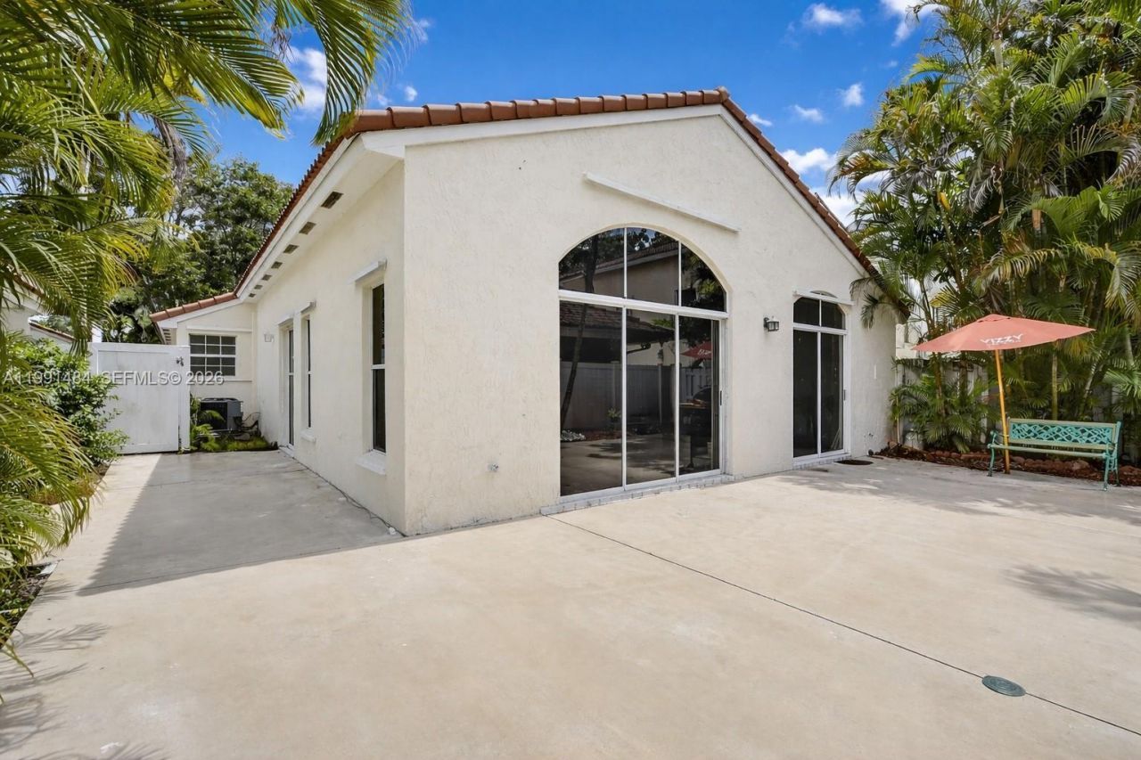 922 Opal Ter, Weston, FL 33326 Photo