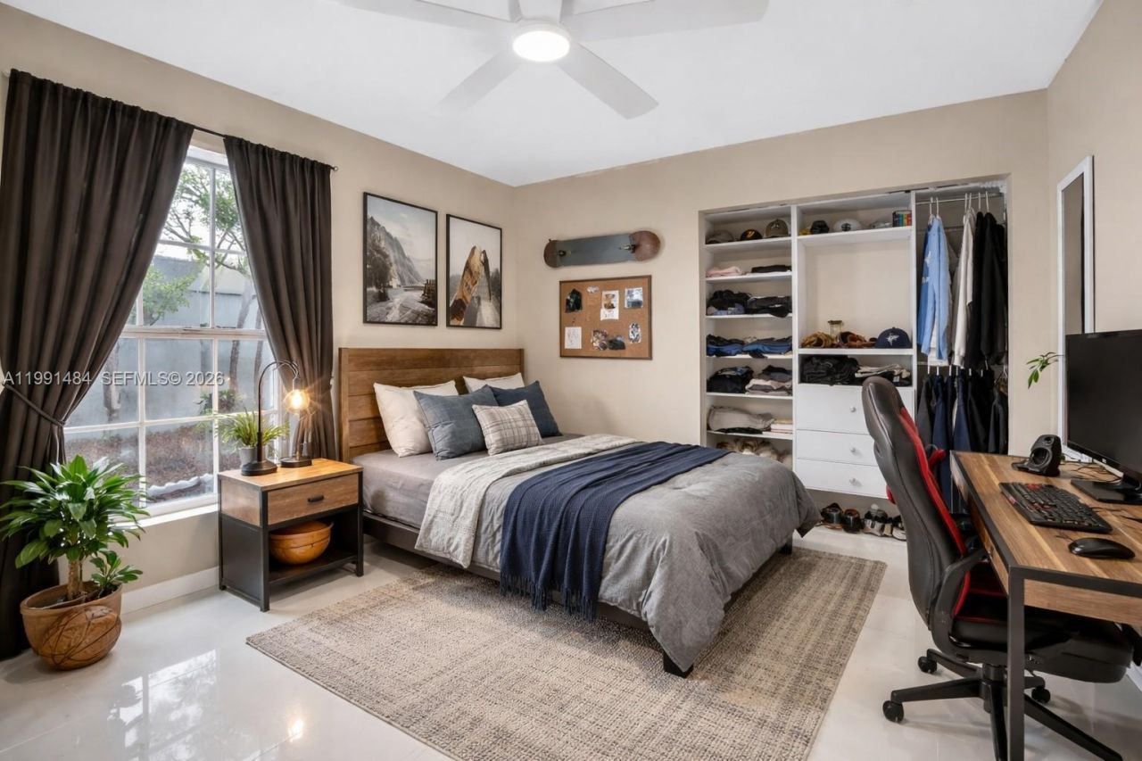 922 Opal Ter, Weston, FL 33326 Photo