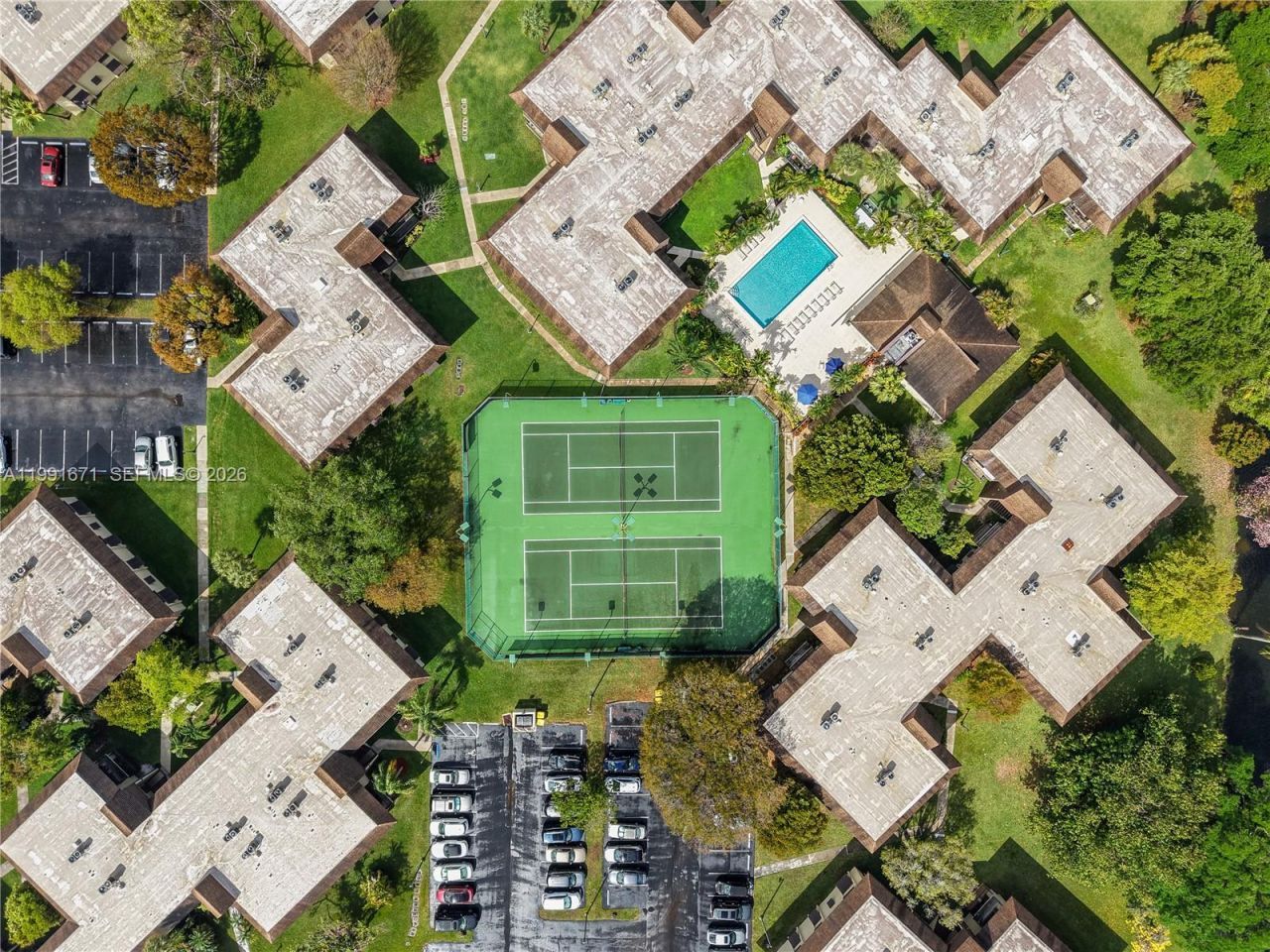 7915 SW 86th St , Unit 709, Miami, FL 33143 Photo