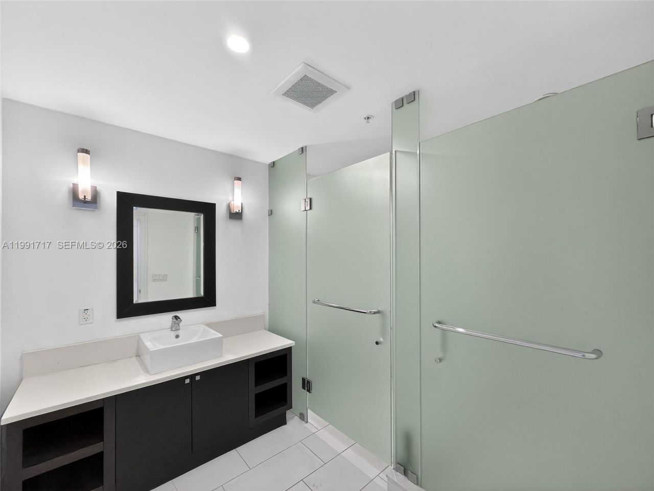 5300 NW 87th Ave , Unit 1408, Doral, FL 33178 Photo