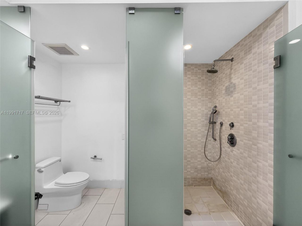 5300 NW 87th Ave , Unit 1408, Doral, FL 33178 Photo