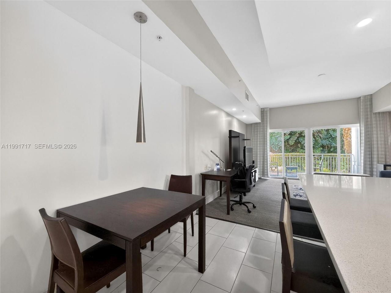 5300 NW 87th Ave , Unit 1408, Doral, FL 33178 Photo